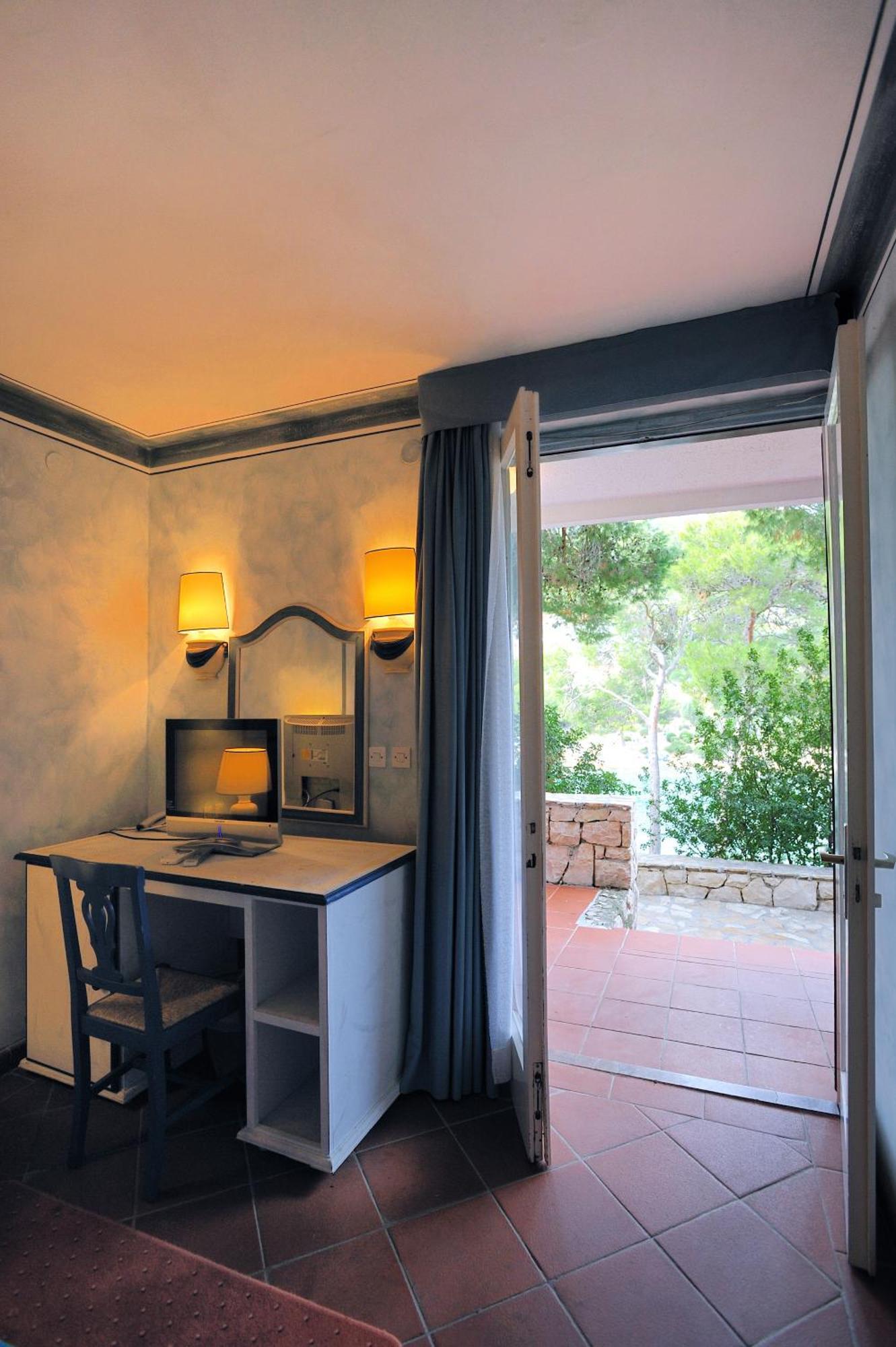 Hotel Solitudo Uble المظهر الخارجي الصورة